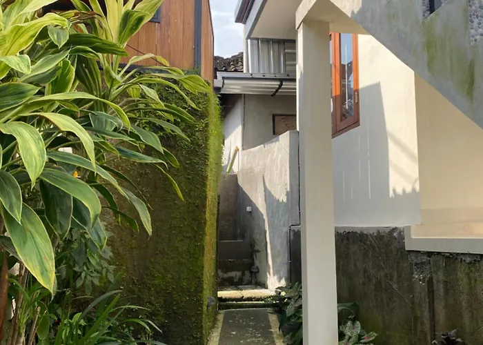 Vishnu - Jungle Retreat With Shared Pool - B ロッジ ウブド